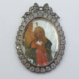 Большой медальон Божией матери 8 см.  Перламутр. Серебрение. До 1917 года. Из дворянской семьи.
